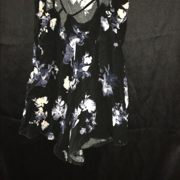 Kendal and Kylie romper - Picture 3 of 3